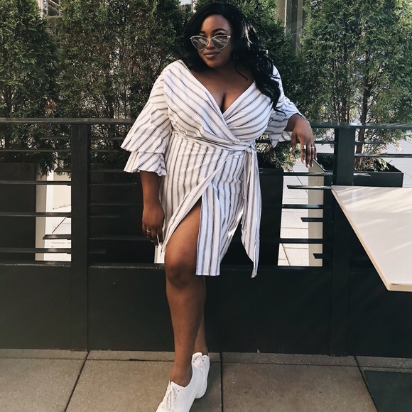 Meet your Posher, Biyanka - Picture 3 of 3